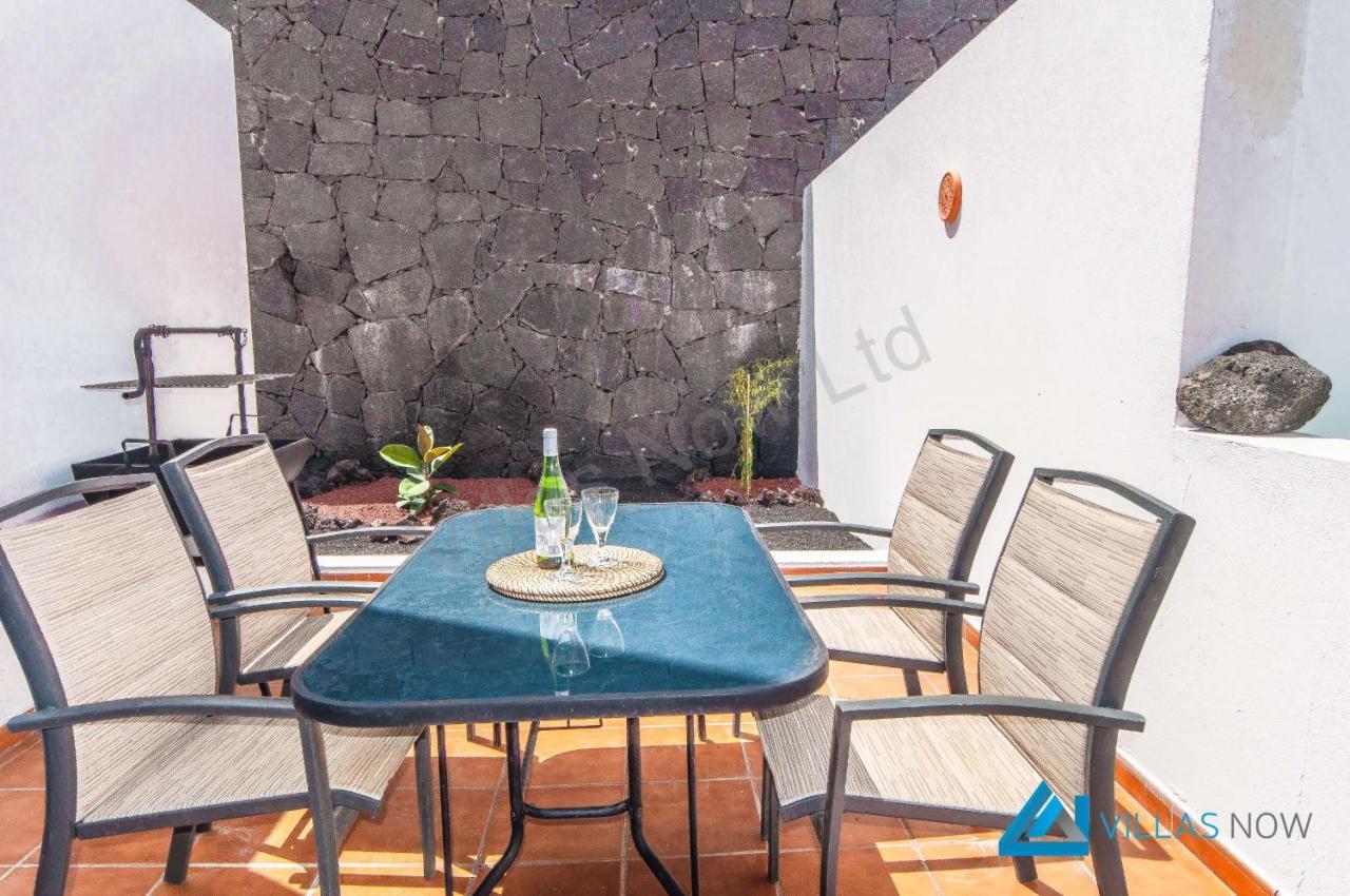 158 - Villa Elana Presented By Villas Now Ltd Playa Blanca  Exterior photo